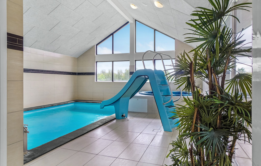 Feriehus - Tisvilde , Danmark - E09200 2