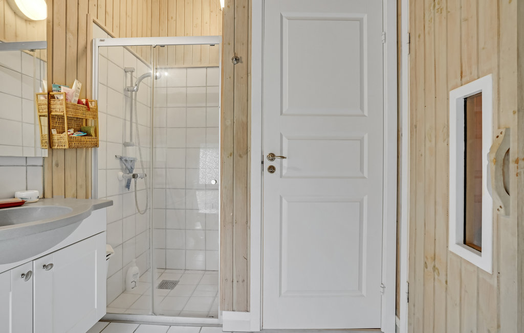 Semesterhus - Tisvildeleje Strand , Danmark - E09126 25