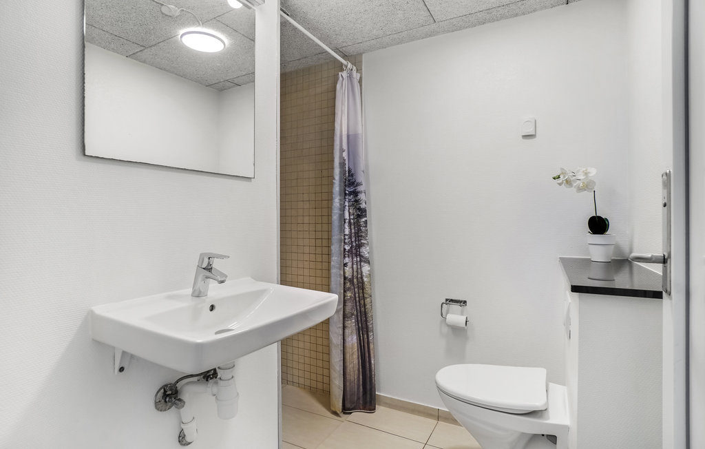 Feriehus - Tisvilde , Danmark - E09200 29