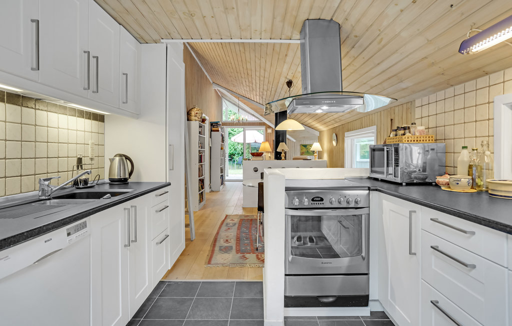 Semesterhus - Tisvildeleje Strand , Danmark - E09126 6