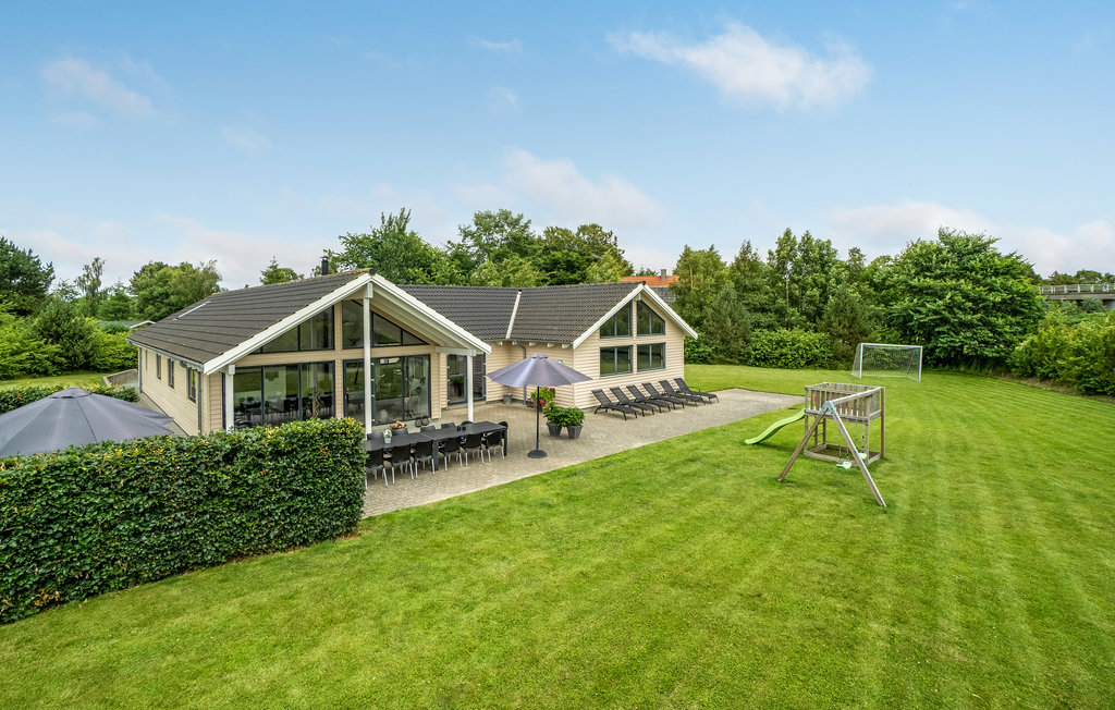 Feriehus - Tisvilde , Danmark - E09200 14