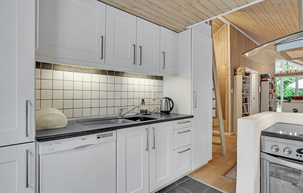 Semesterhus - Tisvildeleje Strand , Danmark - E09126 7