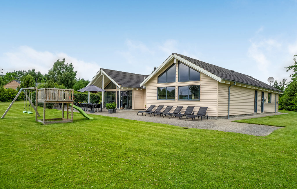 Feriehus - Tisvilde , Danmark - E09200 12