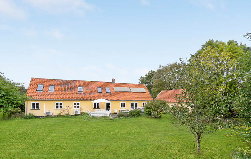 Feriehuse - Vejby Strand , Danmark - E09174 1