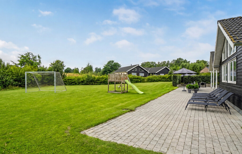 Feriehuse - Tisvilde , Danmark - E09200 17
