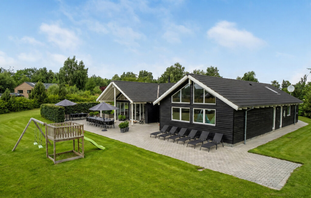 Feriehuse - Tisvilde , Danmark - E09200 11