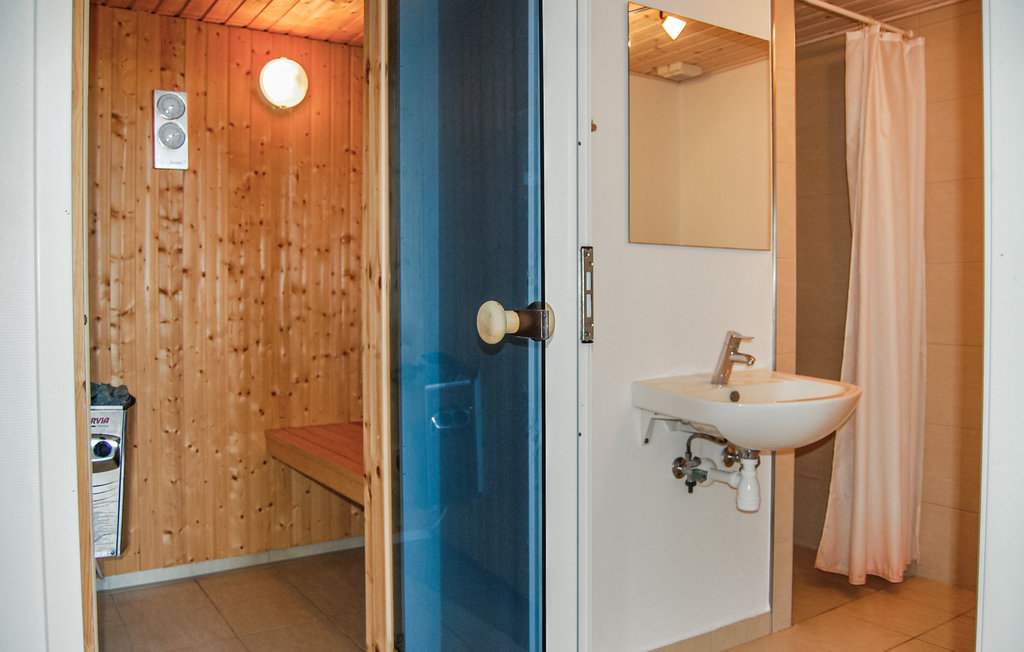 Semesterhus - Lohals Strand , Danmark - E1051 29