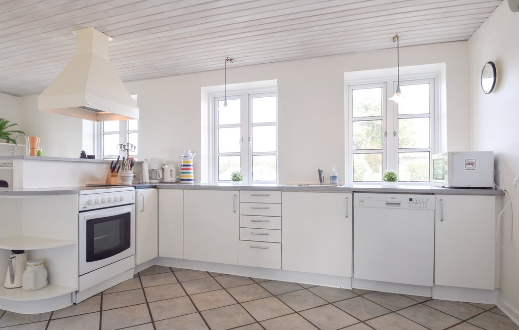 Semesterhus - Ristinge Strand , Danmark - E1176 12