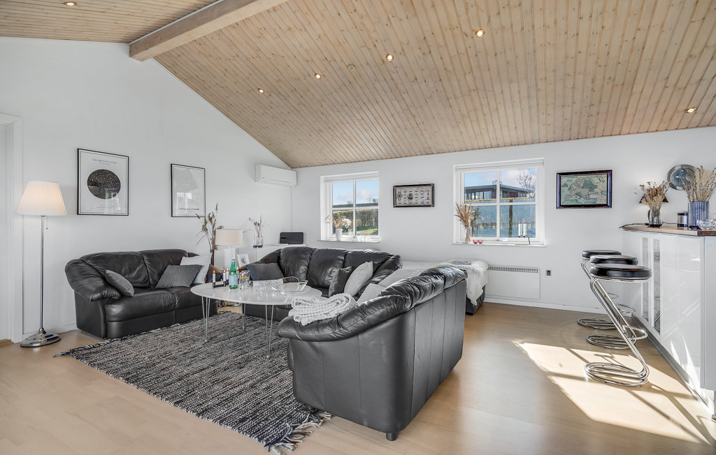 Semesterhus - Hesseløje Strand , Danmark - E1229 3