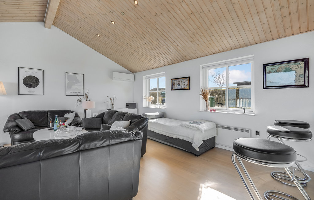Semesterhus - Hesseløje Strand , Danmark - E1229 15