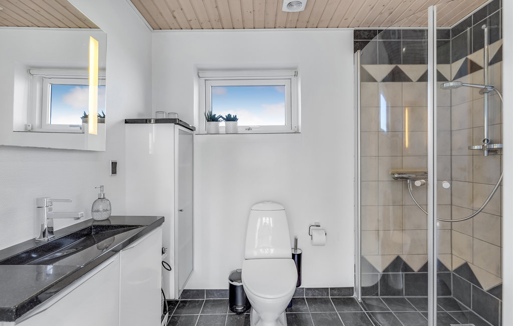 Semesterhus - Hesseløje Strand , Danmark - E1229 18