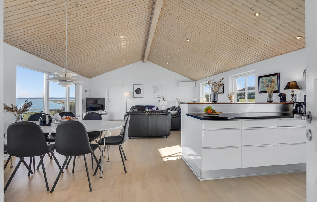 Semesterhus - Hesseløje Strand , Danmark - E1229 7