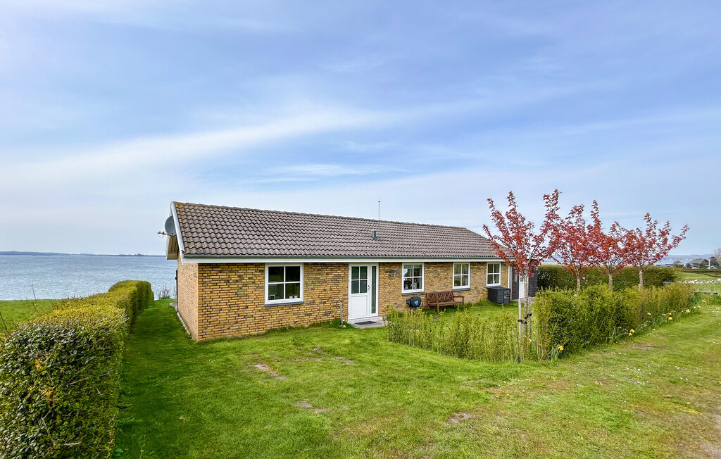 Semesterhus - Hesseløje Strand , Danmark - E1229 1