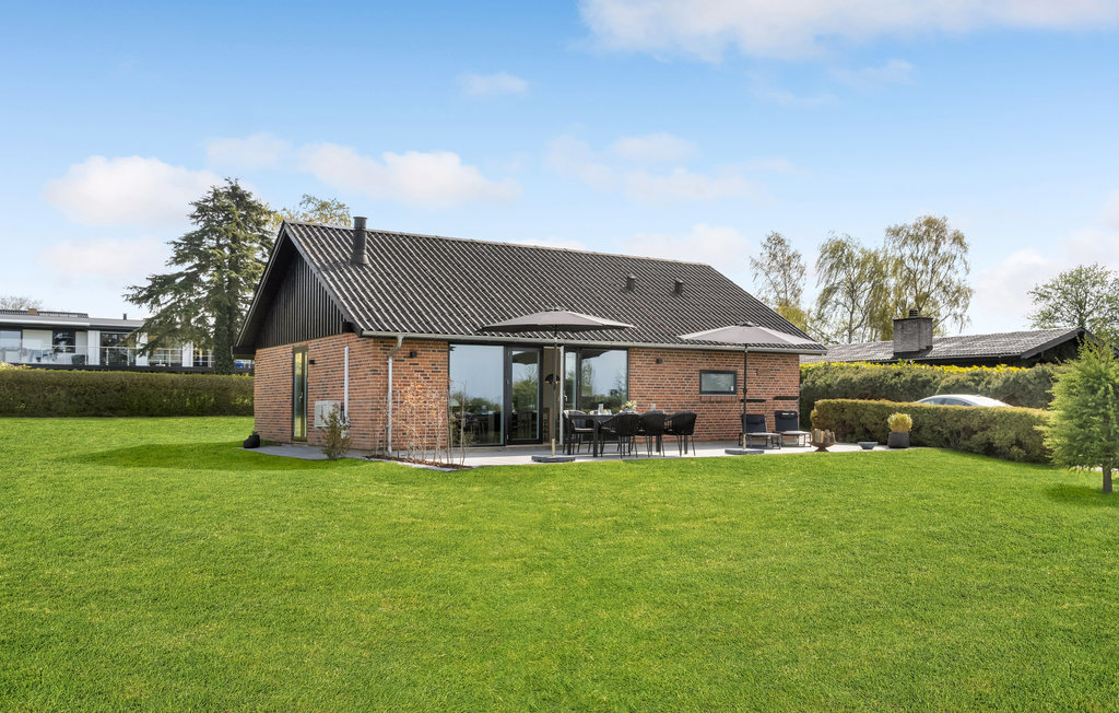 Feriehuse - Ølsted Strand , Danmark - E14248 1