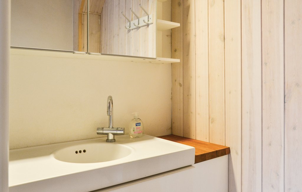Semesterhus - Sønderby Strand , Danmark - E15465 32