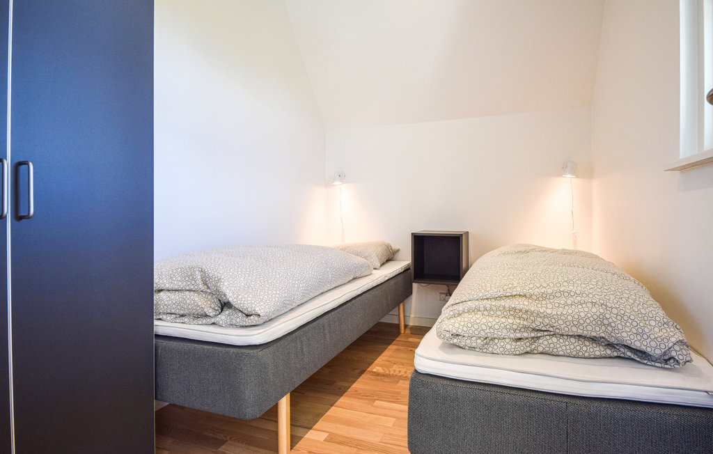 Semesterhus - Tørresø Strand , Danmark - E2013 21