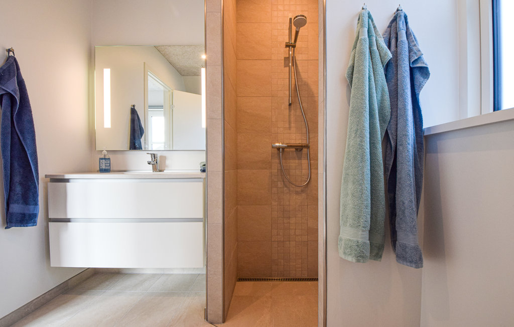 Semesterhus - Tørresø Strand , Danmark - E2013 22