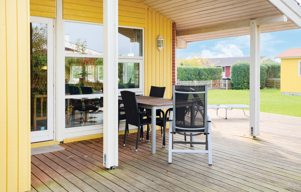 Semesterhus - Næsby Strand , Danmark - E20255 12