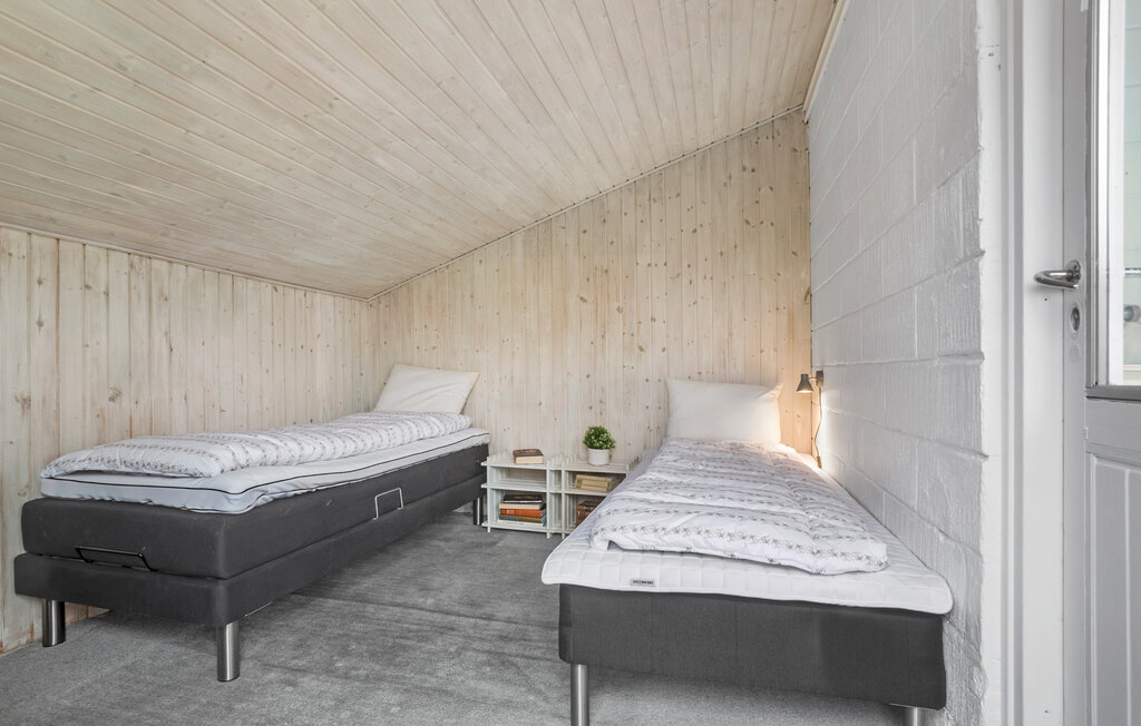 Breng ontspannen dagen door in dit mooie vakantiehuis met een grote tuin.

Met zijn gezellige en gastvrije sfeer is dit praktisch ingerichte vakantiehuis de ideale uitvalsbasis voor een heerlijke vaka..