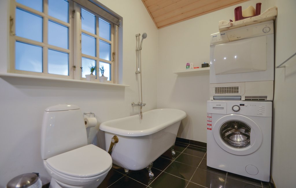 Semesterhus - Vibæk Strand , Danmark - E4471 23