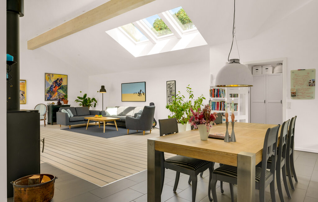 Semesterhus - Vejby Strand , Danmark - E51016 17