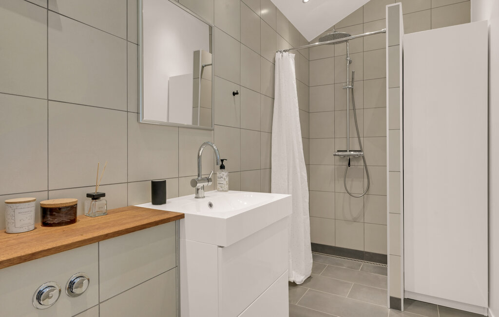 Semesterhus - Vejby Strand , Danmark - E51016 25