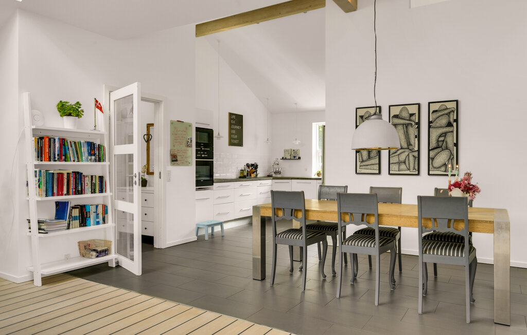 Semesterhus - Vejby Strand , Danmark - E51016 18