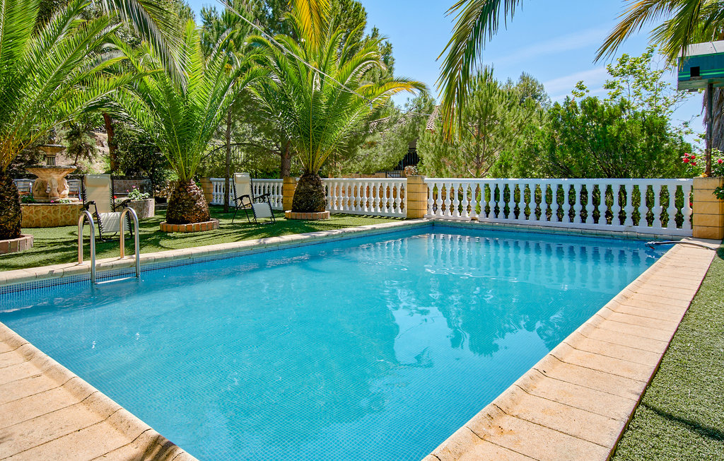 Feriehuse - Doña Mencia , Spanien - EAC702 1