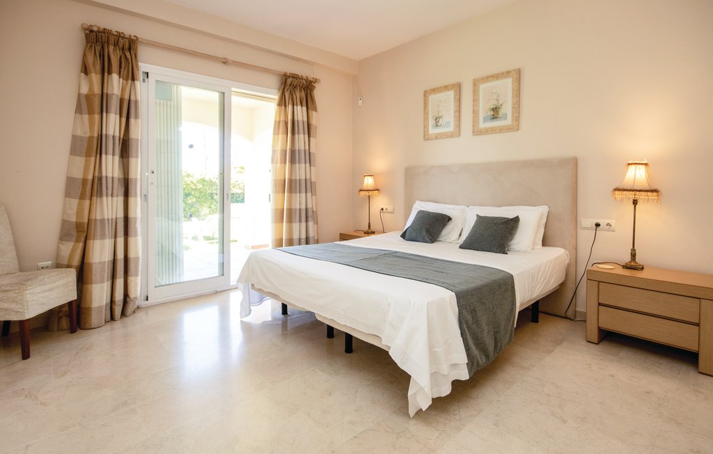 Ferieleilighet - Marbella-Cabopino , Spania - EAN595 7