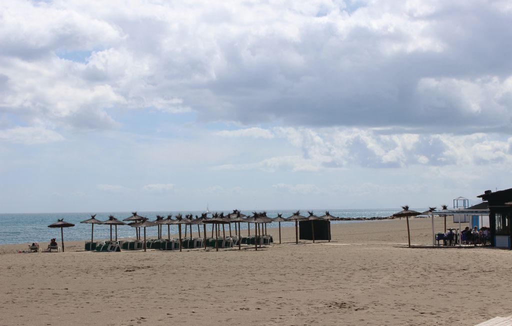 Ferieleilighet - Estepona , Spania - EAN682 19