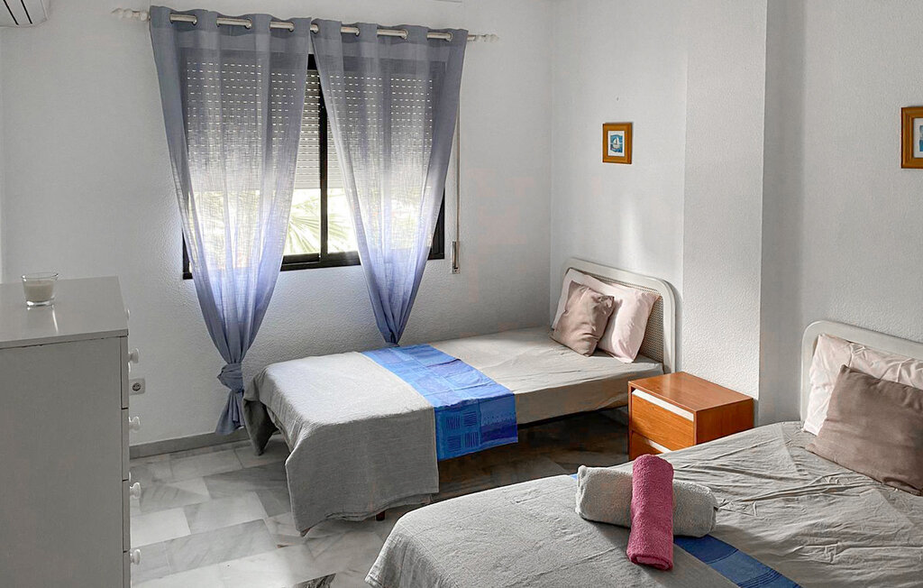 Ferieleilighet - Estepona , Spania - EAN682 8