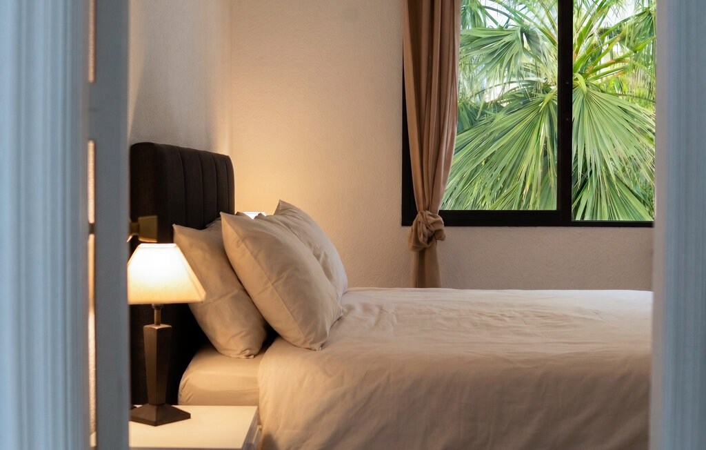 Ferieleilighet - Estepona , Spania - EAN682 5