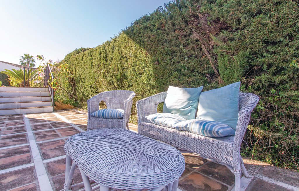 Holiday Home Nueva Andalucia Malaga Spain Eas178 Novasol