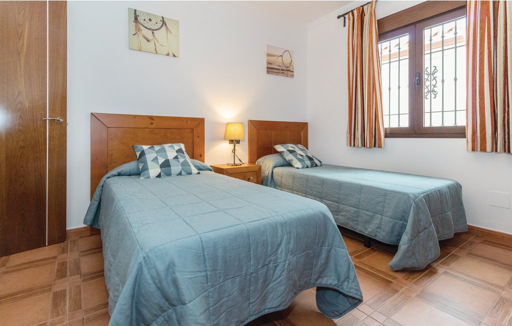 Feriehuse - Competa , Spanien - EAS247 24