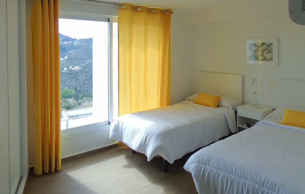 Holiday home Canillas de Albaida (EAS396)