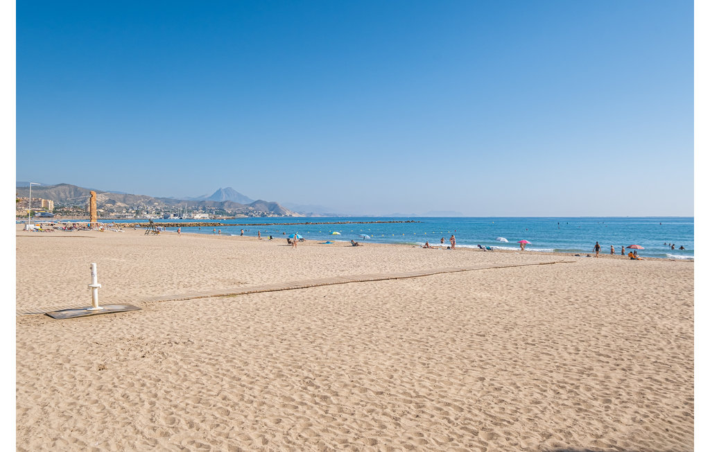 Semesterlägenhet - El Campello , Spanien - EBC071 24