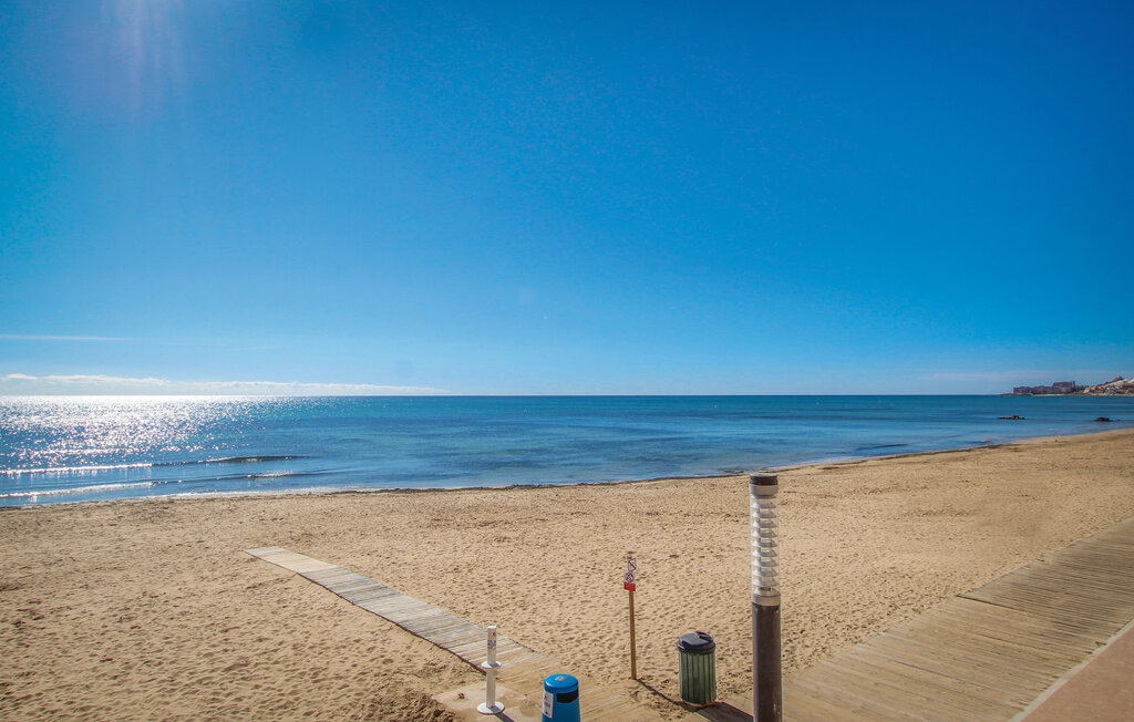 Semesterlägenhet - Torrevieja , Spanien - EBC198 18