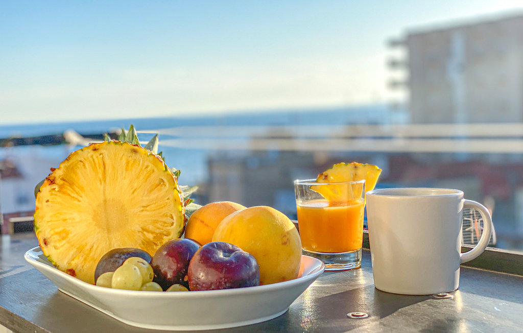 Ben je op zoek naar een vakantiewoning op een goede locatie en dicht bij het strand? Dan hebben wij precies wat je zoekt!
Geniet van je vakantie in een van de mooiste steden aan de Costa Blanca.

Dit ..