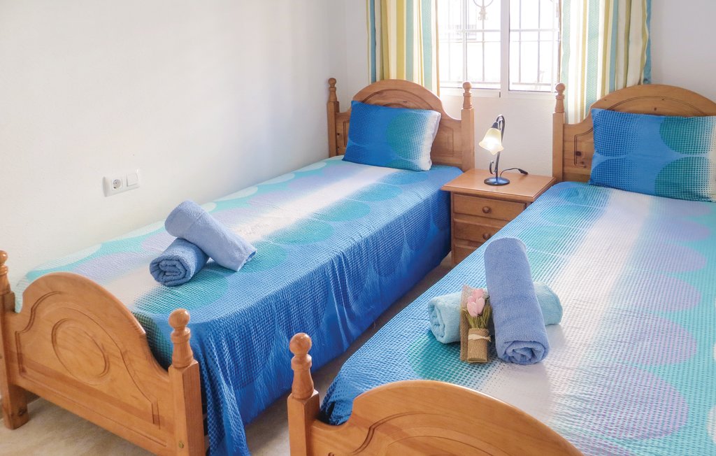 Semesterhus - Torrevieja , Spanien - EBL021 17