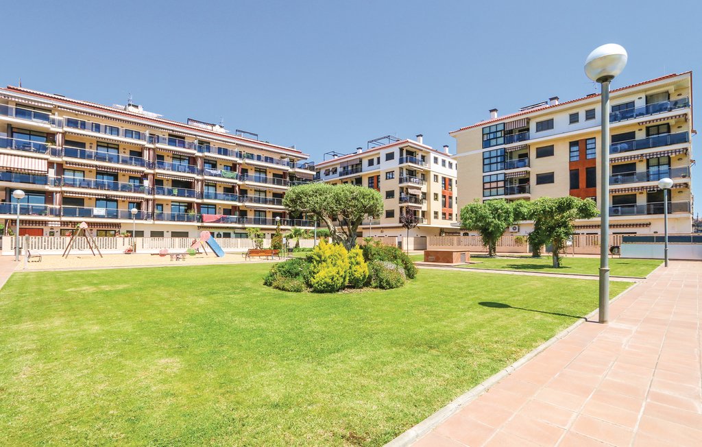 Apartment Pineda de Mar (EBN687)