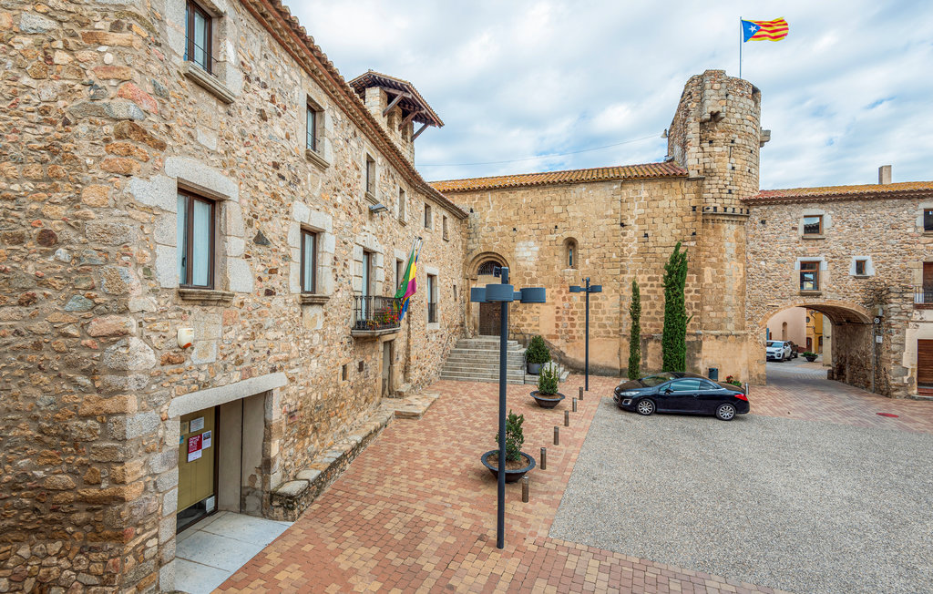 Holiday rental Capmany, Girona , Spain ECB857 Novasol