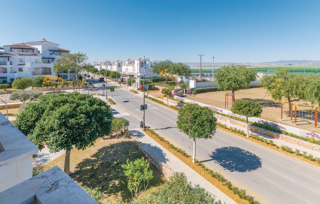 Genießen Sie einen erholsamen Urlaub in der einladenden Ferienwohnung mit gemeinsamem Pool.

In einem Urlaubsresort zwischen Murcia und der Küste finden Sie diese Ferienwohnung, ideal für einen erh..