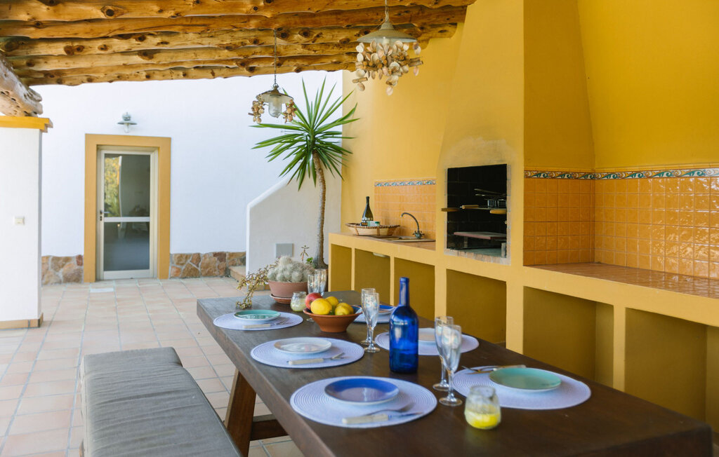 Location de vacances - VILLA ALMENDROS, Sant Antoni de Portmany , Espagne - EIB030 4