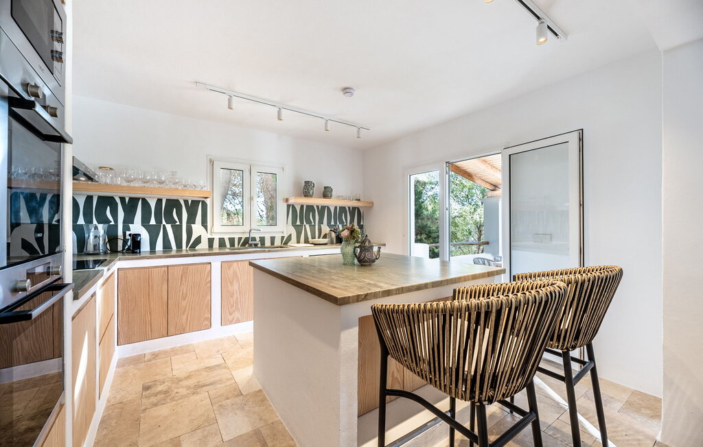 Location de vacances - VILLA PRIMAVERA, San Carlos/ Sant Carles de Per , Espagne - EIB063 6