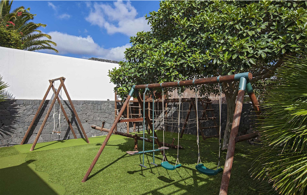 Semesterhus - Puerto Calero , Spanien - ELA092 9