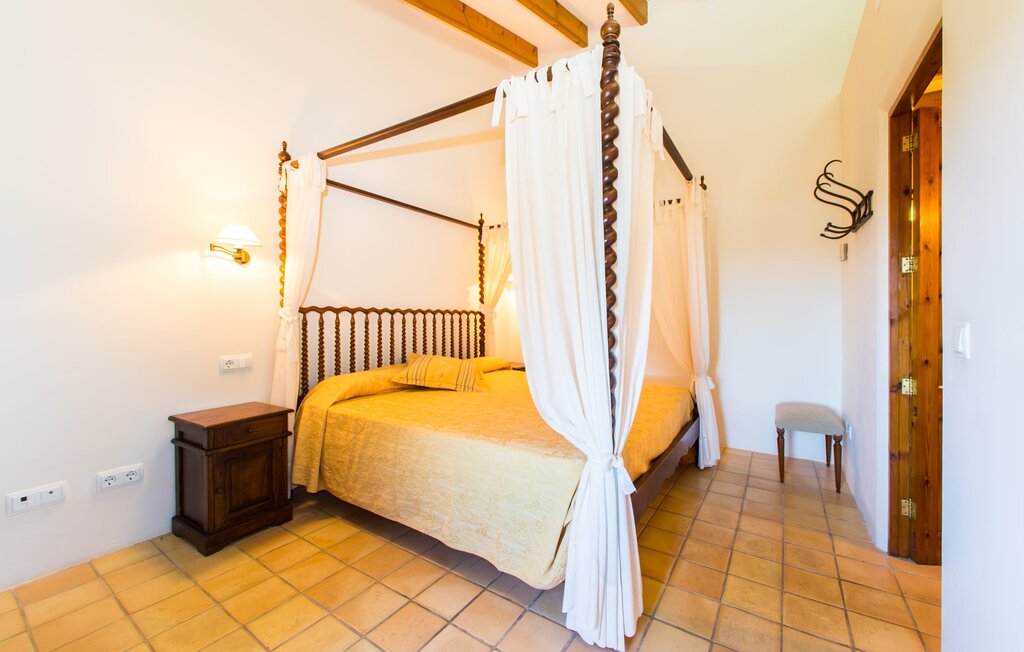 
Holiday rental - Es Sostre, Sant Llorenc , Spain - EMF223 36