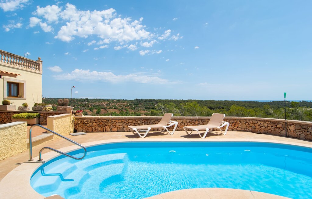 Es Cau in Cala Murada, Mallorca