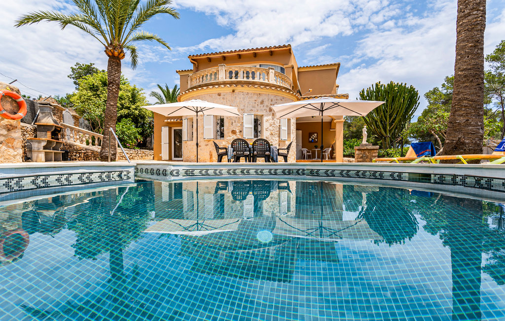 Semesterhus - Porto Petro , Spanien - EML394 1