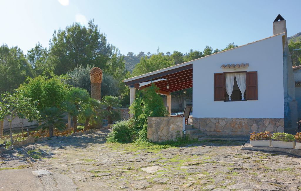 Holiday home Capdepera (EML016)