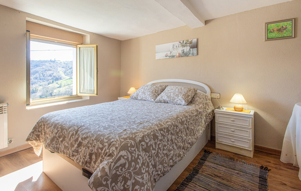 Ferienhaus - Bimenes , Spanien - ENN042 10